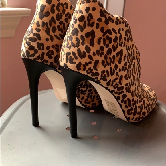 Booties - Picture 3 of 4